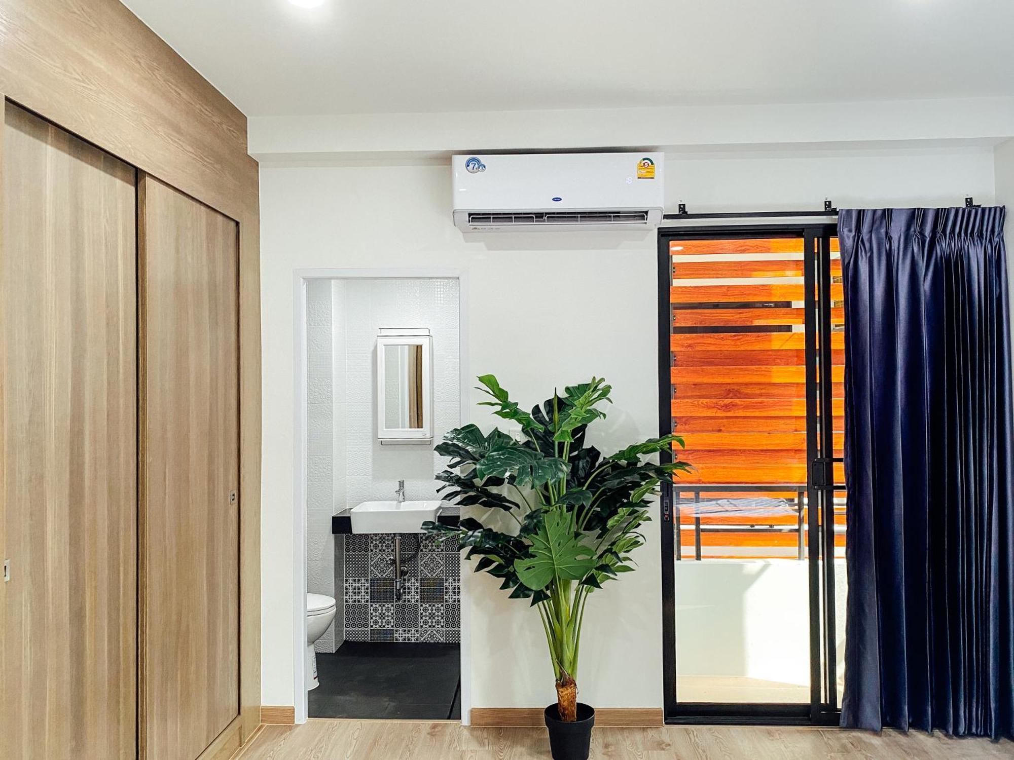 Gp House Bangkok - Sukhumvit Onnut Bts Skytrain Hotel Exterior foto